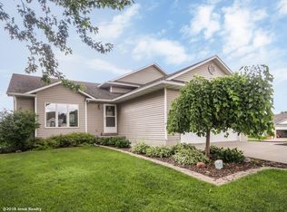 2612 Vista Ct, Norwalk, IA 50211