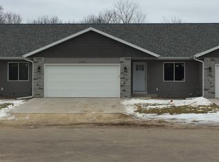 2231 Abbey Rd, Onalaska, WI 54650