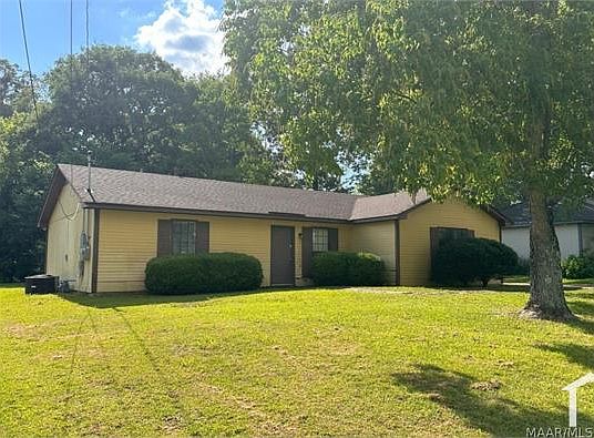 2nd image of 3049 Cross Creek Dr