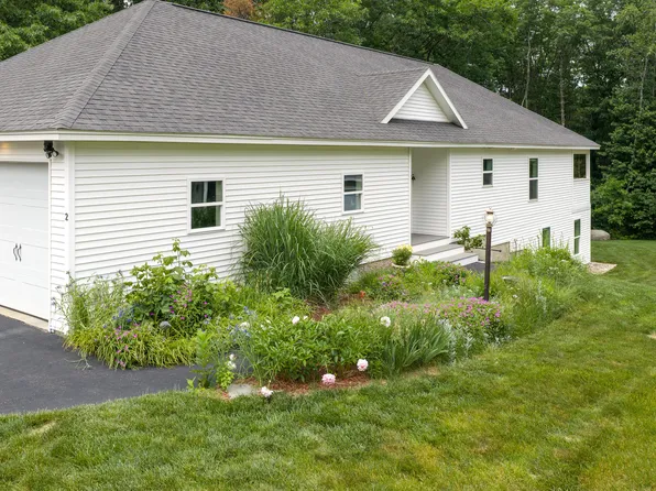 2 Chickadee Lane, Scarborough, ME 04074