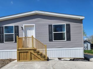 345 Oak Tree Dr #345, Canandaigua, NY 14424