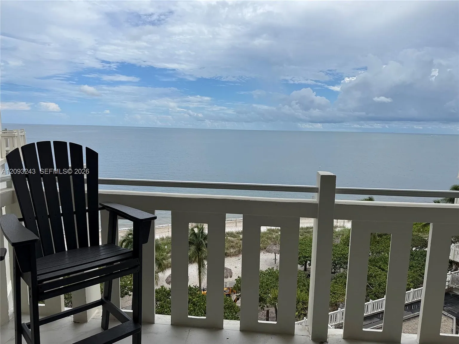 Towers Of Key Biscayne Co — Photo 2