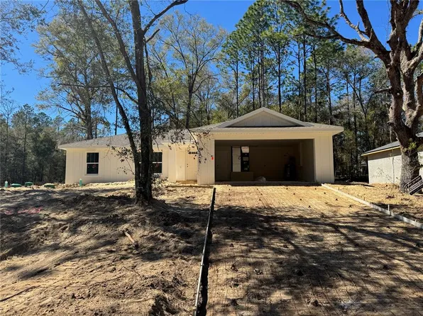 214 E Caldwell Dr, Citrus Springs, FL 34434