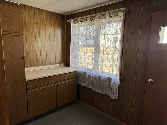 3rd image of 618 10th St