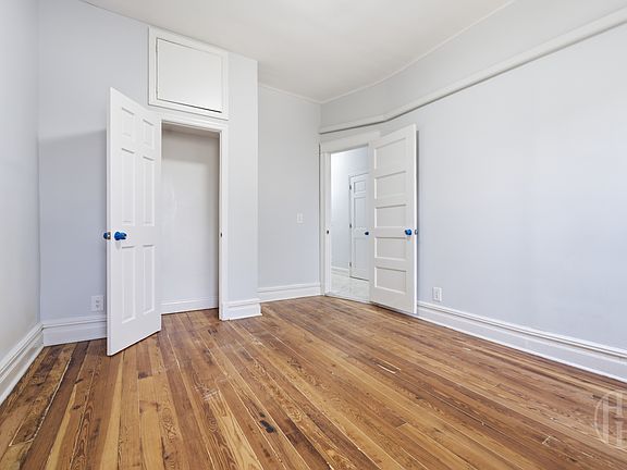 4th image of 204 E 31st St #2