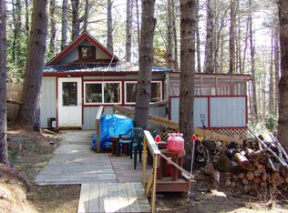412 Davis St, Brownville, ME 04414