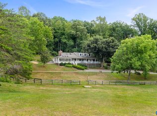 9050 Tanbark Ln, Howardsville, VA 24562