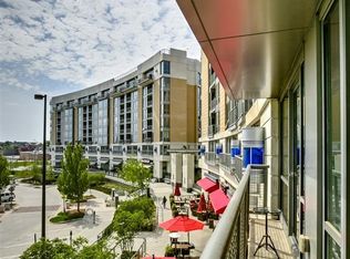 200 S 31st Ave APT 4203, Omaha, NE 68131