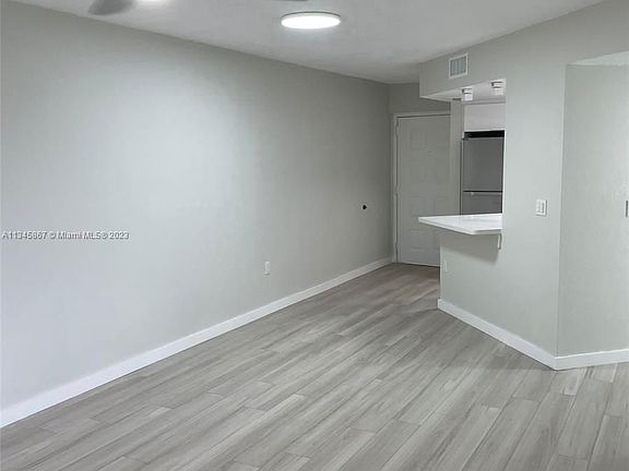 3rd image of 8323 Lake Dr APT 301