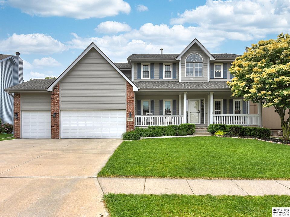 1st image of 15405 Schuyler Dr