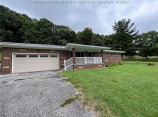 769 Ripley Rd, Point Pleasant, WV 25550