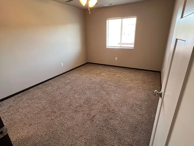 7051 Freedom Ct — Photo 12