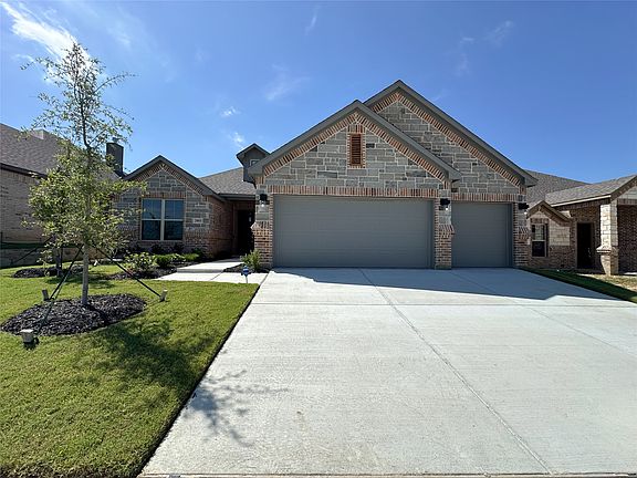 2nd image of 2003 Belle Lagos Ln
