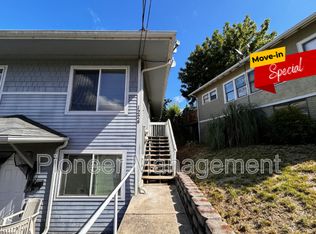 1224 SE Overlook Ave, Roseburg, OR 97470