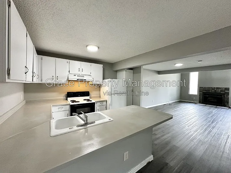 15670 E Mexico Ave — Photo 3