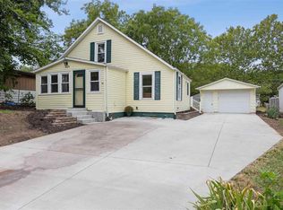 804 6th Ave, Coralville, IA 52241