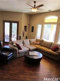 1st image of 280 Floral Ln