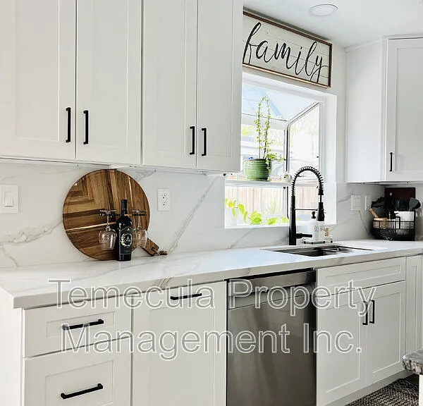 40536 New Town Dr — Photo 4