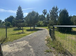 8285 Buena Vista Ave, Los Molinos, CA 96055