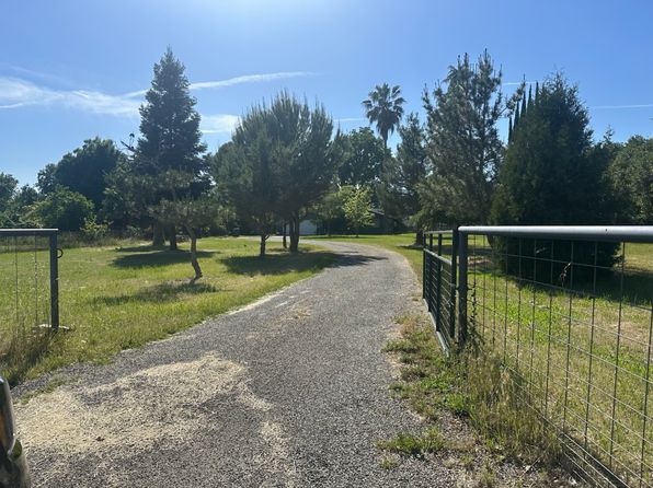 8285 Buena Vista Ave