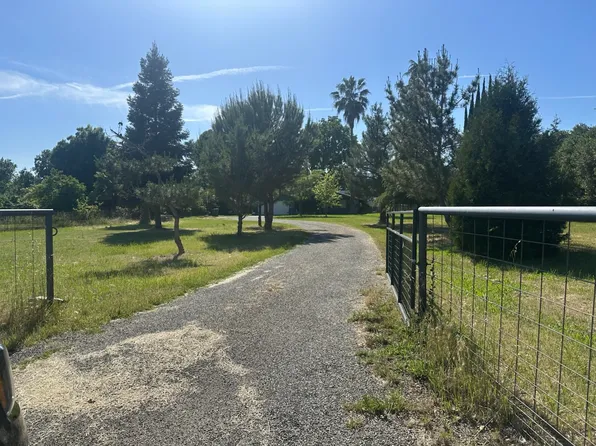 8285 Buena Vista Ave, Los Molinos, CA 96055