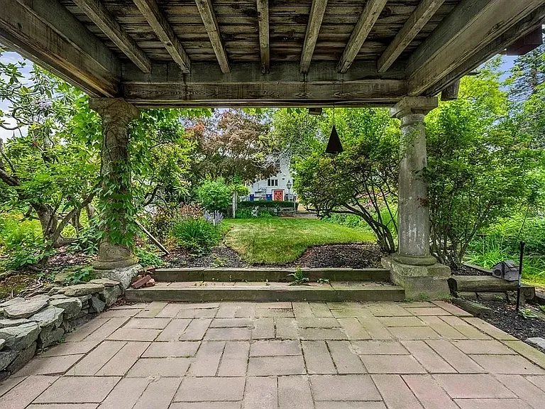 16 Loring Ave #2 — Photo 22