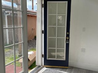 124 Lake St SE #3, Ilwaco, WA 98624