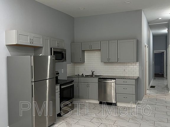 2nd image of 2722-2726 Miami St