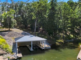 7003 Lake Point Dr, Perryville, MO 63775