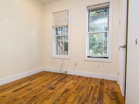 3rd image of 295 Maujer St #2G