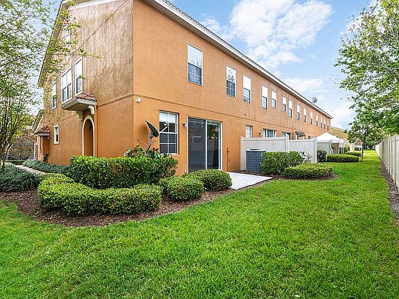 5th image of 4852 Fiorazante Ave
