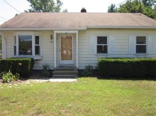 1202 Varnum Ave, Lowell, MA 01854