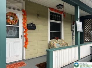 515 N Railroad St, Tamaqua, PA 18252