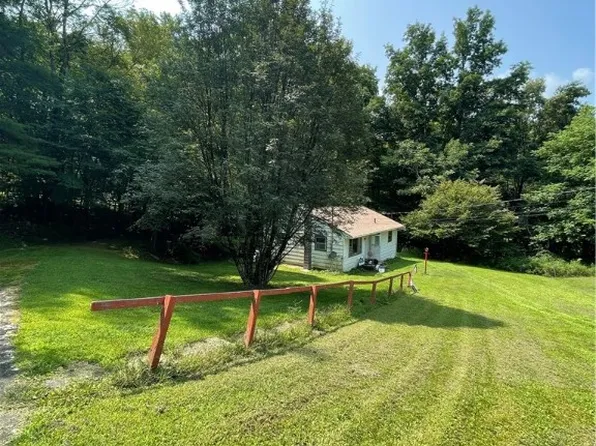 442 Stockport Rd, Hancock, NY 13783