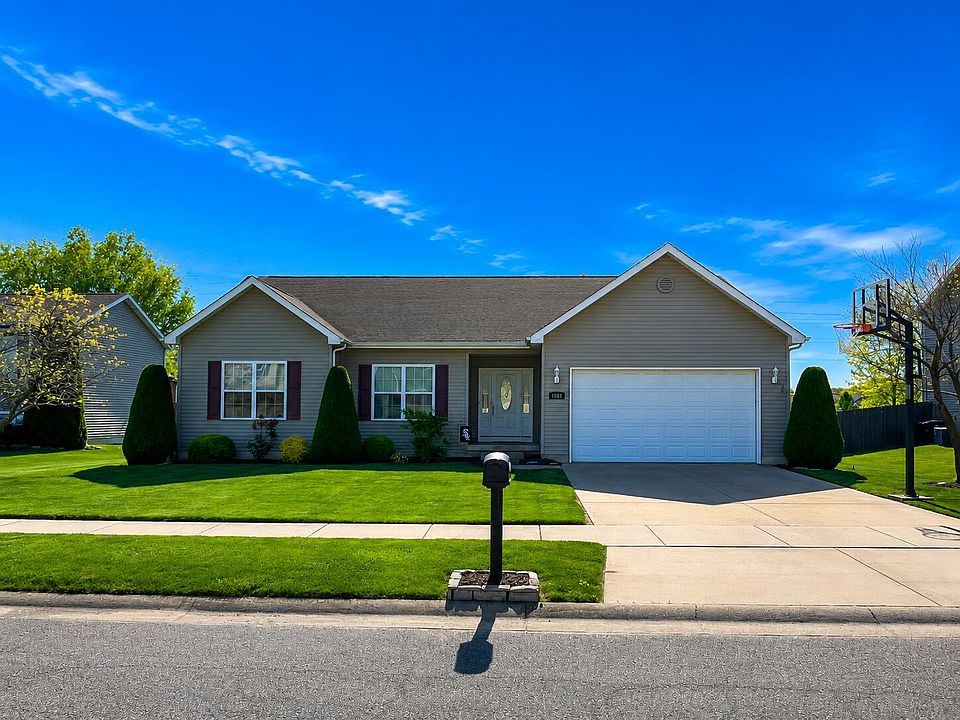 1st image of 1044 Metz Ct