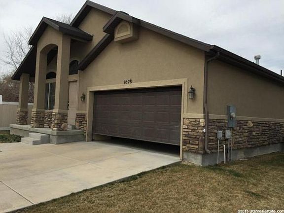 2nd image of 1628 W Dove Meadows Ln