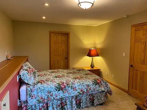 1 bed, 3000 sqft, $1,450 — Photo 2