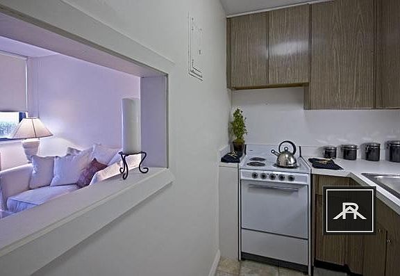 2nd image of 1451 Commonwealth Ave #112