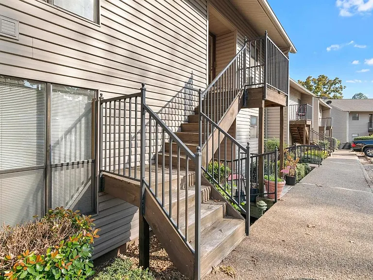 1319 Airport Rd #3B — Photo 31
