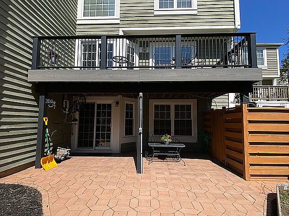 3rd image of 21176 Wildflower Sq