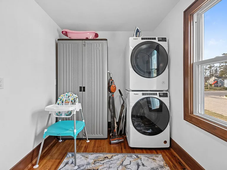 Laundry Room Cabinet