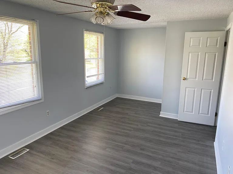 9732 Springfield Woods Cir — Photo 34