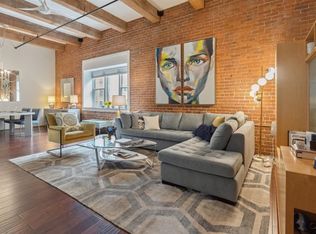 15 Sleeper St APT 201, Boston, MA 02210