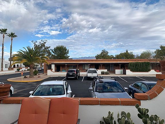 5th image of 466 S Paseo Madera Unit C