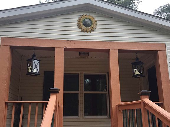 3rd image of 227 NW Dudley Loop