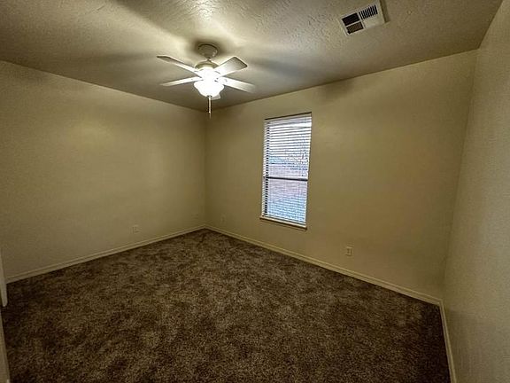 5th image of 433 Wildwood Dr