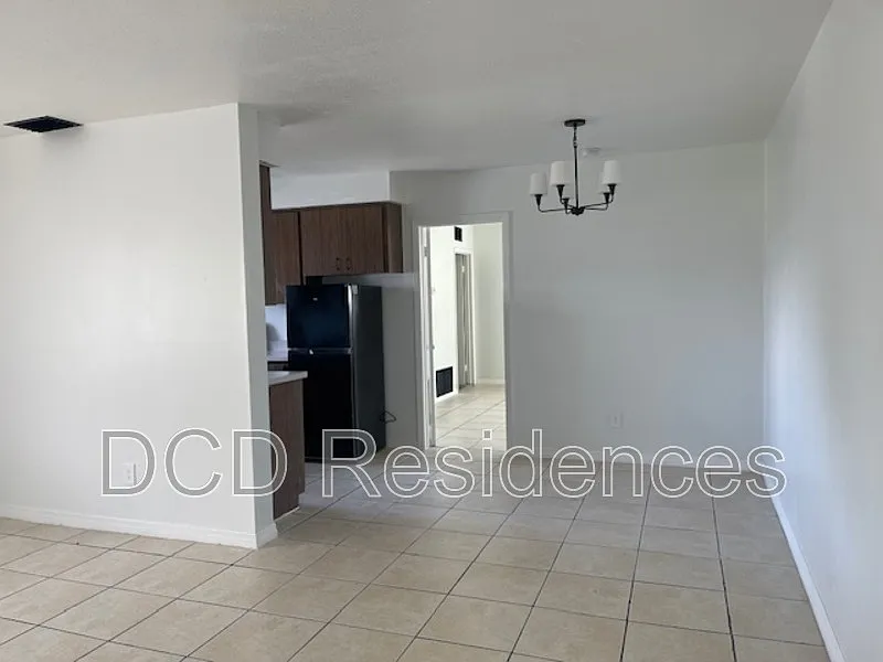 1 bed, 1.0 bath, 500 sqft, $1,365 — Photo 2
