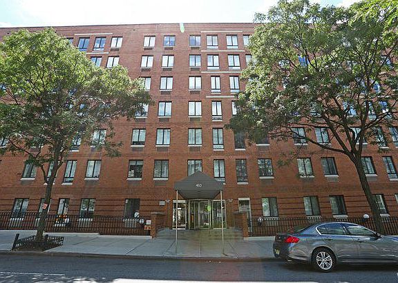 3rd image of 410 W 53rd St APT 711