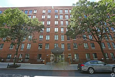 Midwest Court at 410 West 53rd Street in Hell&#39;s Kitchen