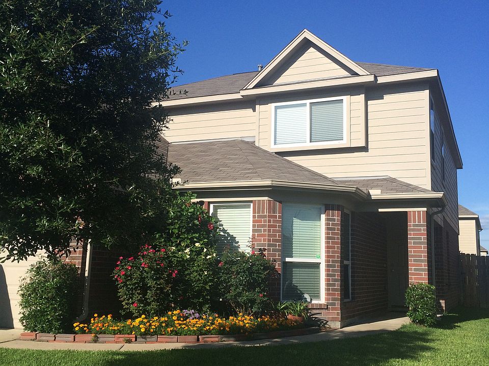 2nd image of 3410 Apple Dale Dr
